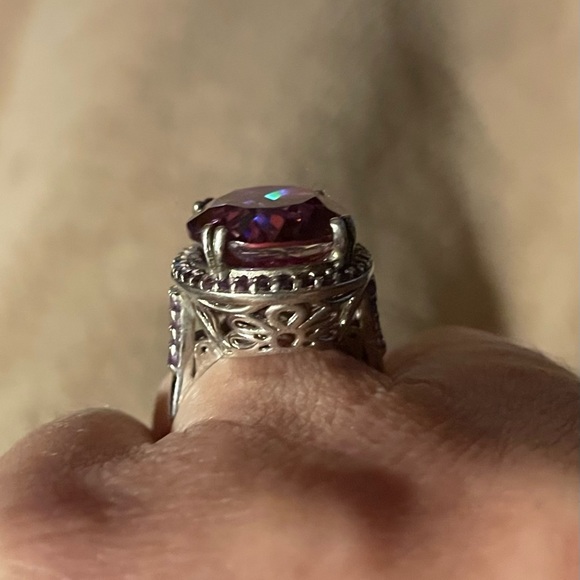 ***GENUINE ORIENTAL RUBY -HUGE STATEMENT RING-SIZE 7*** - Picture 11 of 16